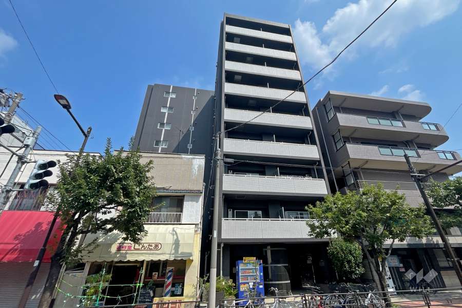 ザグランデレガーロ浅草の外観（南西側から）