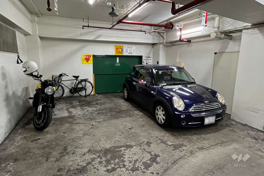 敷地内駐車場（屋内平面式）