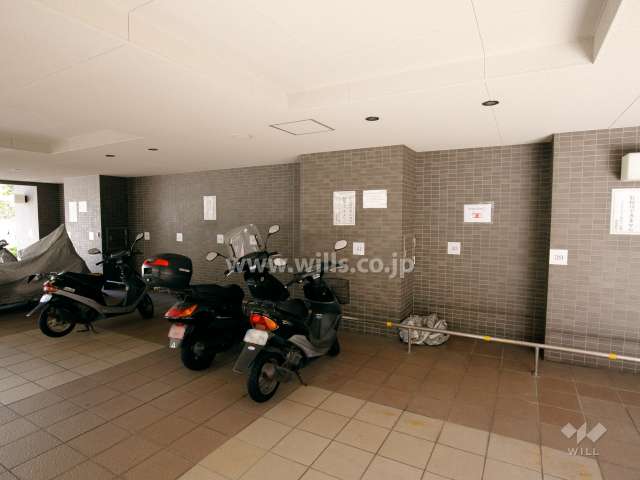 バイク置き場