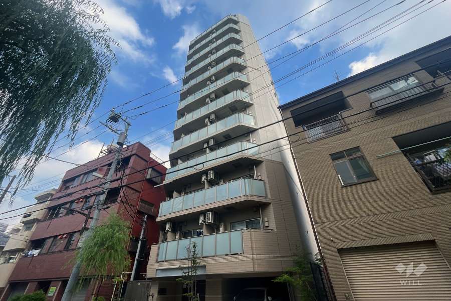 スプレスター上野根岸の外観（南東側から）