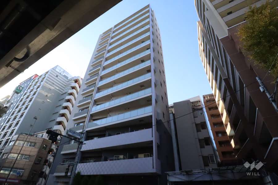 パレステージ上野の外観(東側から)