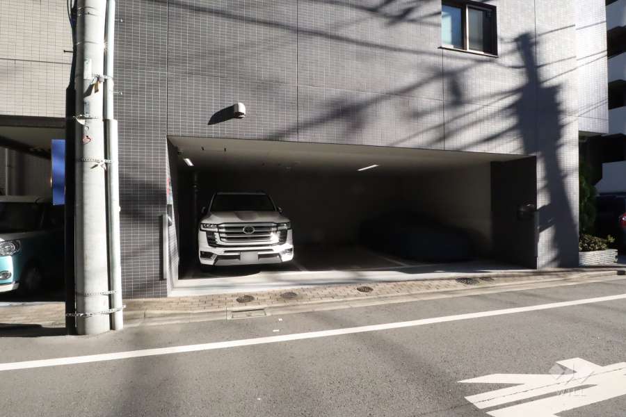 敷地内駐車場（屋内平面式）