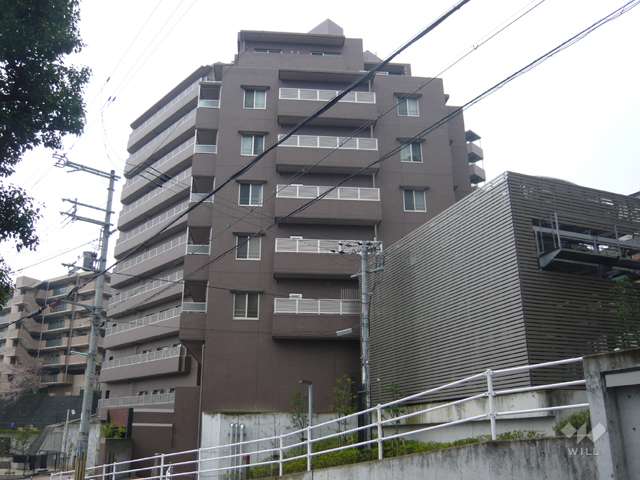 藤和宝塚武庫山ホームズの外観（北東から）