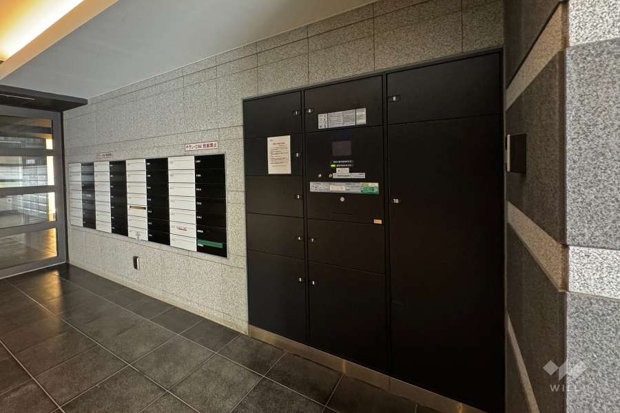 宅配ボックスと共用ポスト