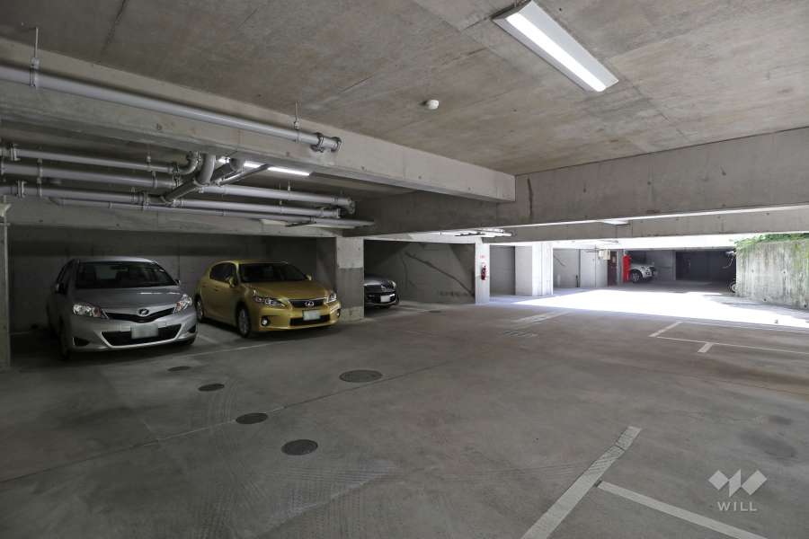 敷地内駐車場（屋内平面式）