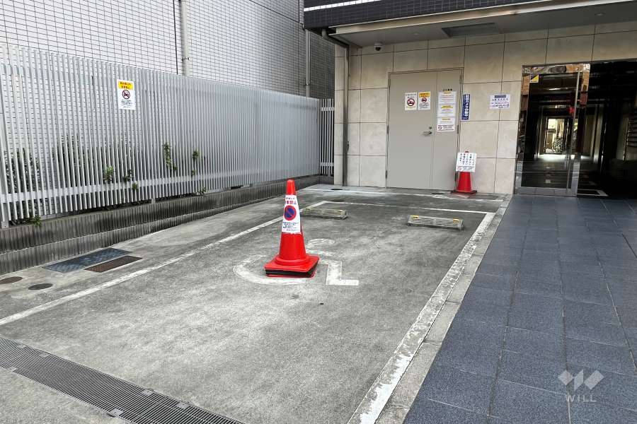 敷地内駐車場（屋外平面式）