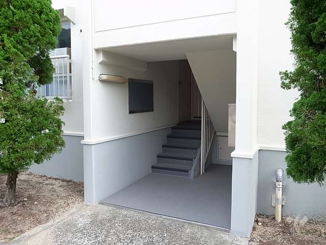 住戸入り口（共用ポスト）