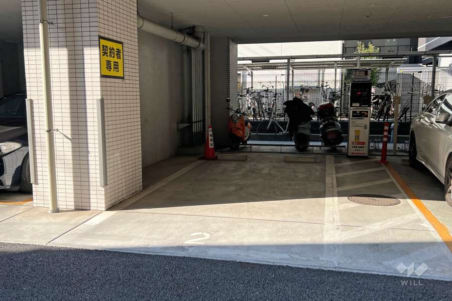 敷地内駐車場（屋内平面式）