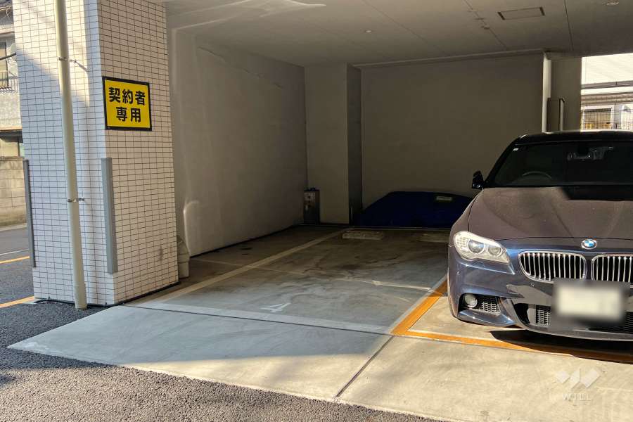 敷地内駐車場（屋内平面式）