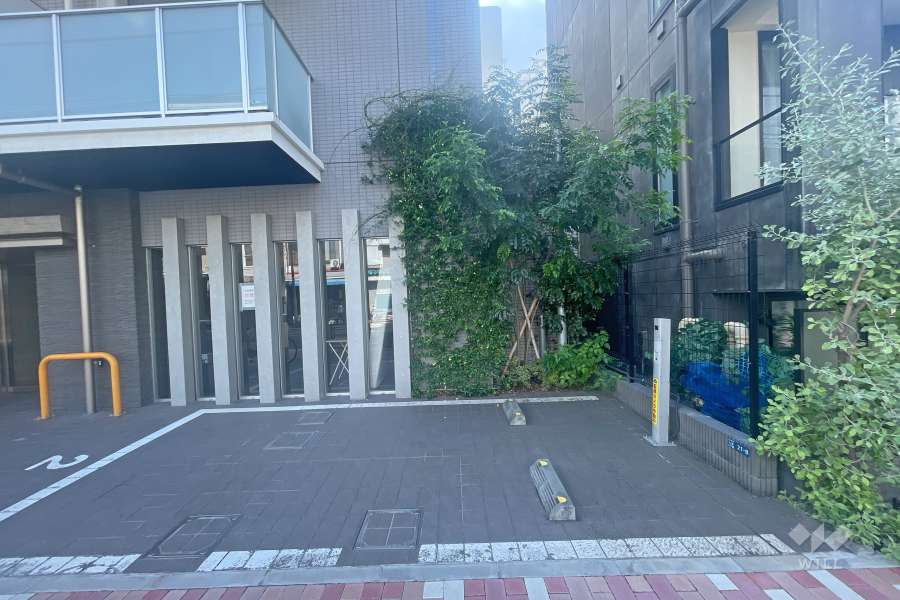 敷地内駐車場（屋外平面式）