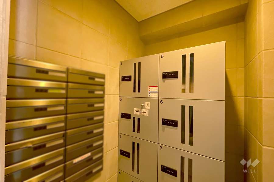 宅配ボックスと共用ポスト