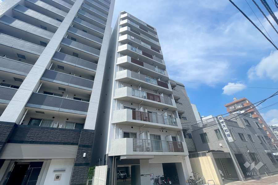 シーフォルム浅草の外観（南東側から）