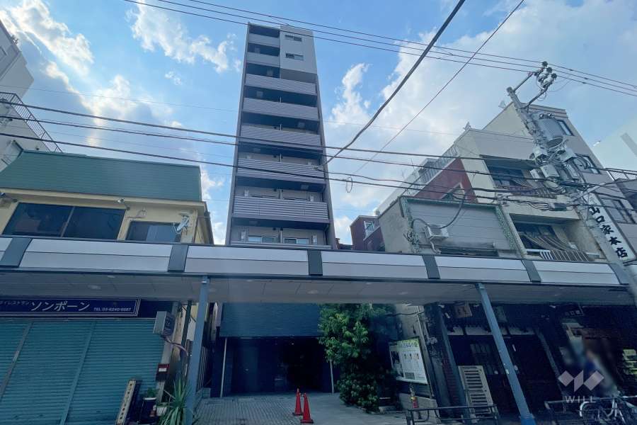 フュージョナル浅草ドゥエの外観（南東側から）