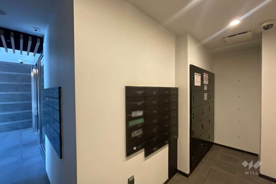 宅配ボックスと共用ポスト　