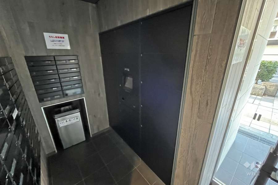 宅配ボックスと共用ポスト