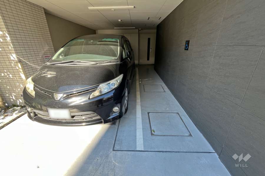 敷地内駐車場（屋内平面式）