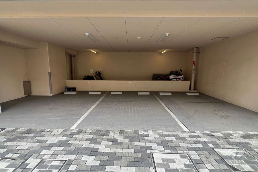 敷地内駐車場（屋内平面式）