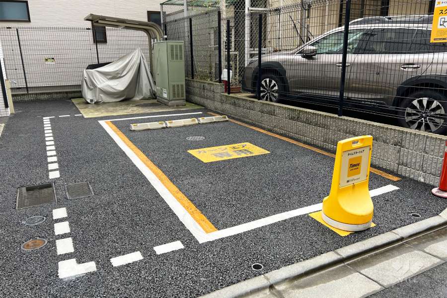 敷地内駐車場（屋外平面式）