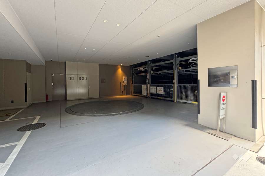 敷地内駐車場（屋内機械式）
