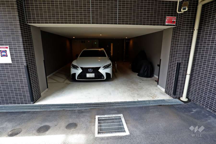 敷地内駐車場（屋内平面式）
