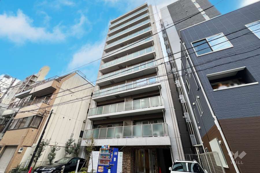 フォースター入谷の外観（北東側から）