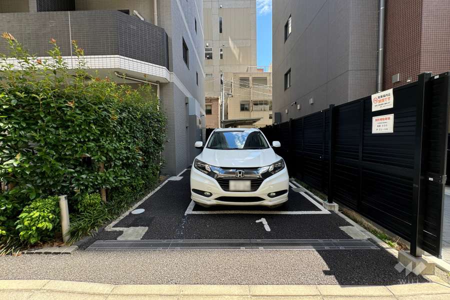 敷地内駐車場（屋外平面式）