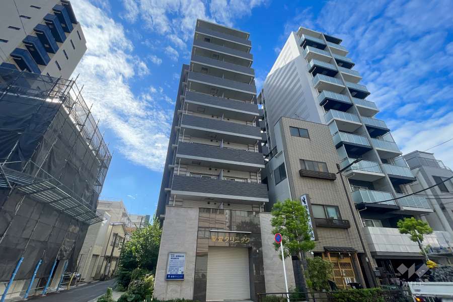 フュージョナル浅草フォレストの外観（北側から）