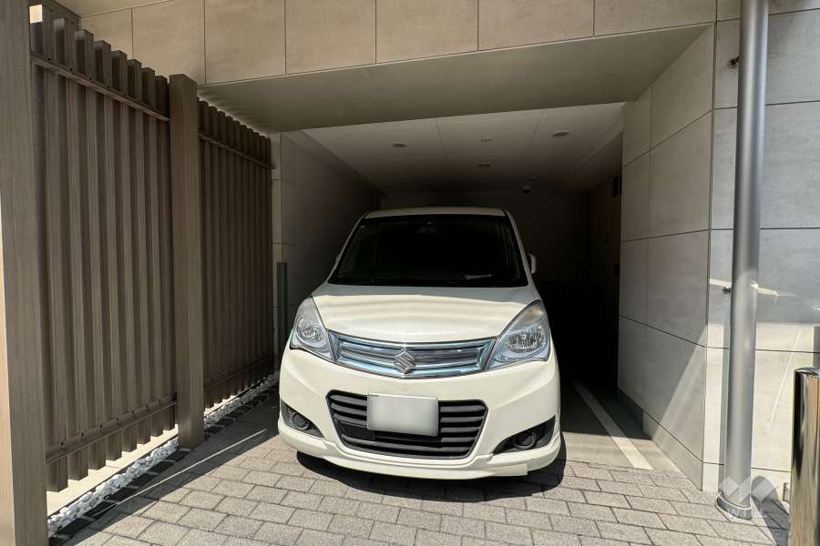 敷地内駐車場（屋内平面式）