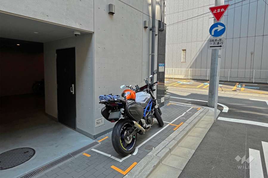 バイク置き場