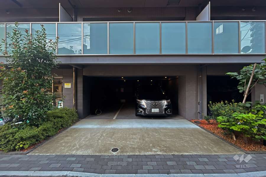 敷地内駐車場（屋内平面式）