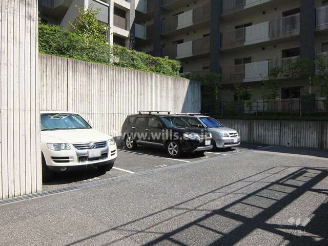 敷地内駐車場（屋外平面式）
