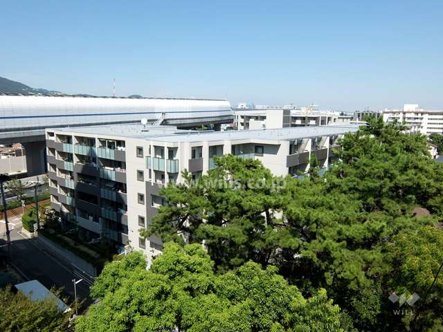 グランベース芦屋川ロジュマンの遠景