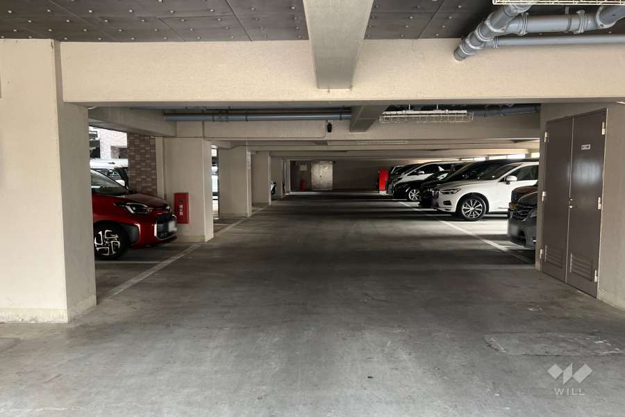 敷地内駐車場（屋内平面式）