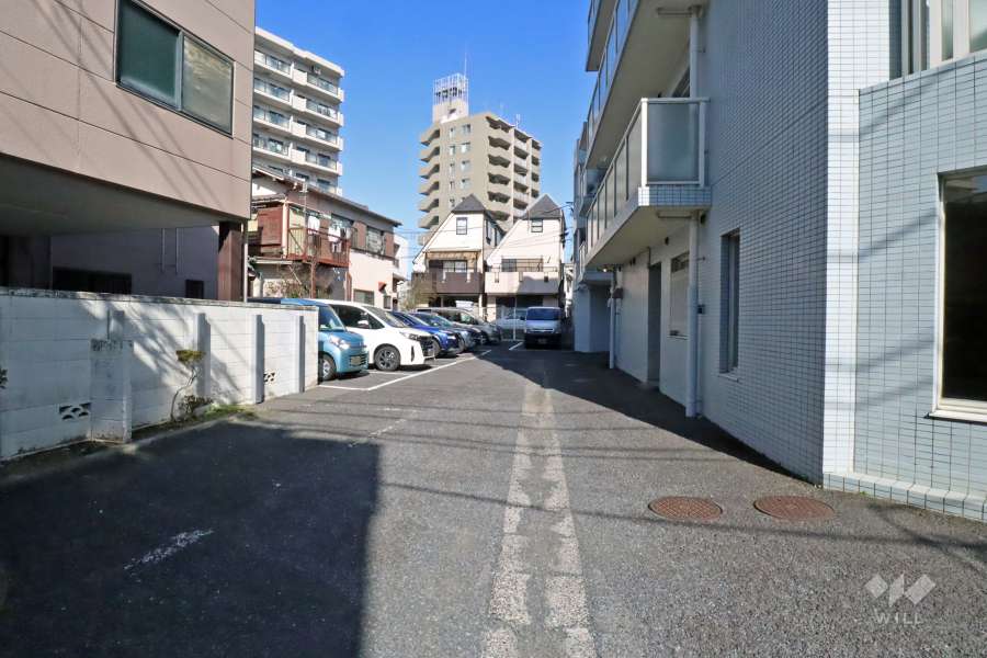 敷地内駐車場（屋外平面式）