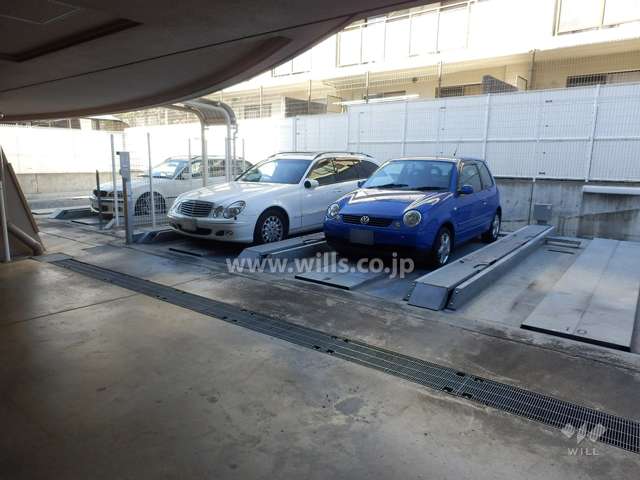敷地内駐車場（屋外機械式）