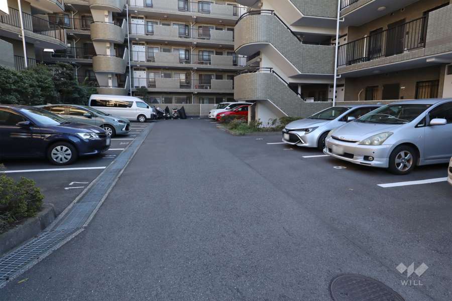 敷地内駐車場(屋外平面式)