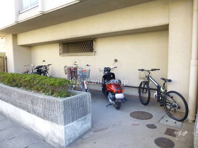 駐輪場