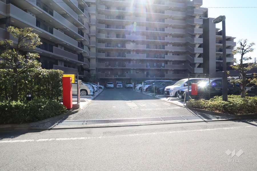 駐車場の出入り口
