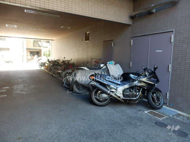 バイク置場