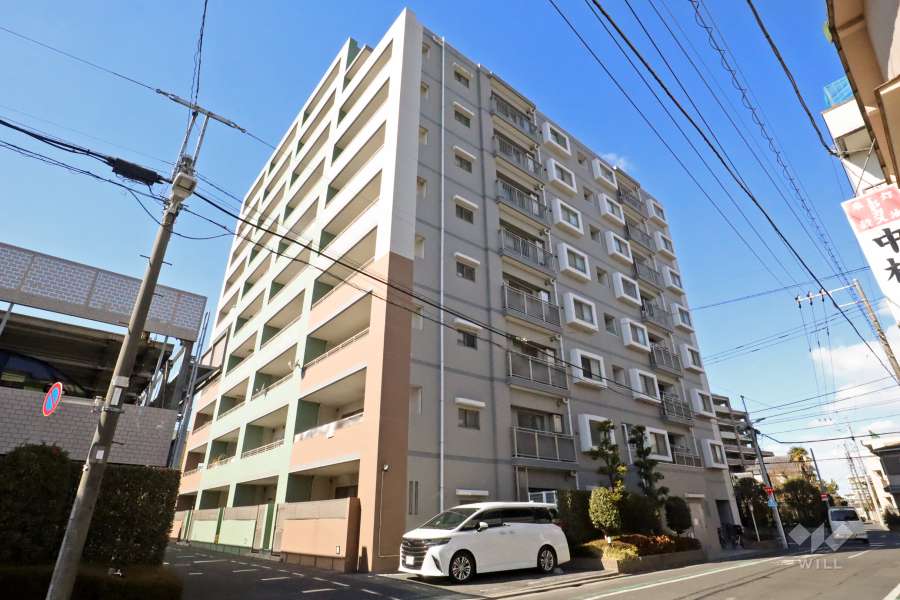 ライオンズグローベル京成立石の外観（南東側から）