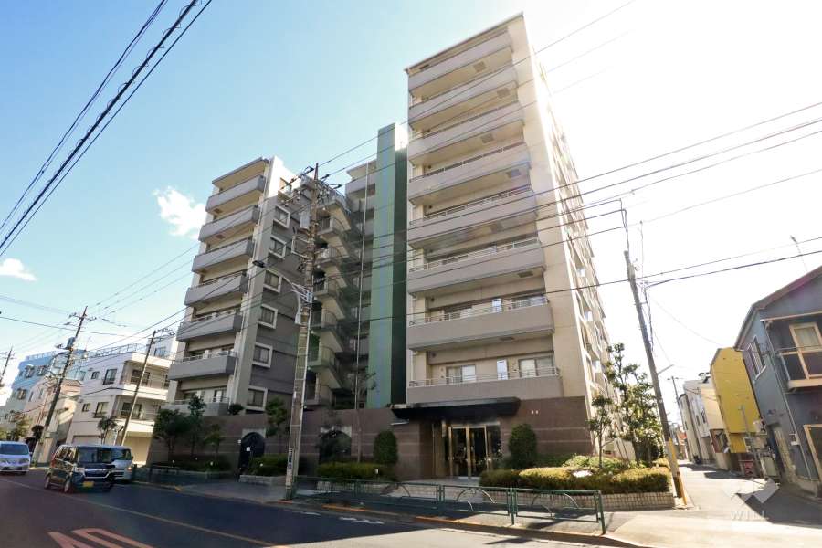 ライオンズグローベル京成立石の外観（北西側から）
