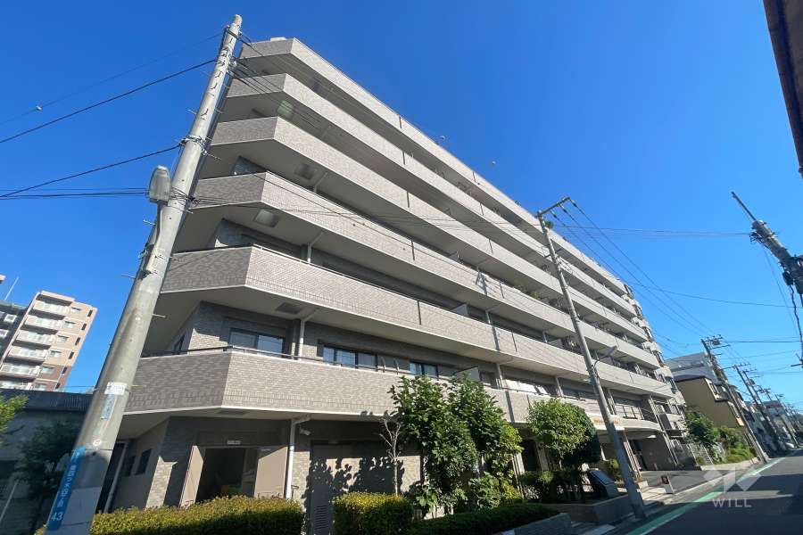 ライオンズマンション葛飾渋江公園の外観（北西側から） 