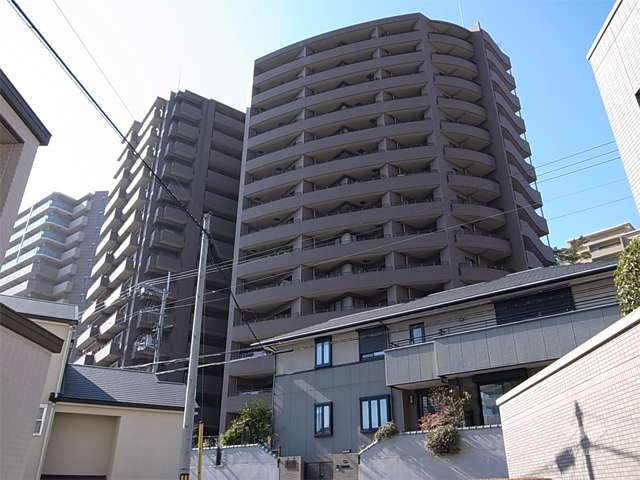 コスモ宝塚武庫山の外観（北東側から）