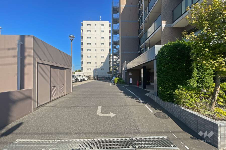 駐車場の出入り口