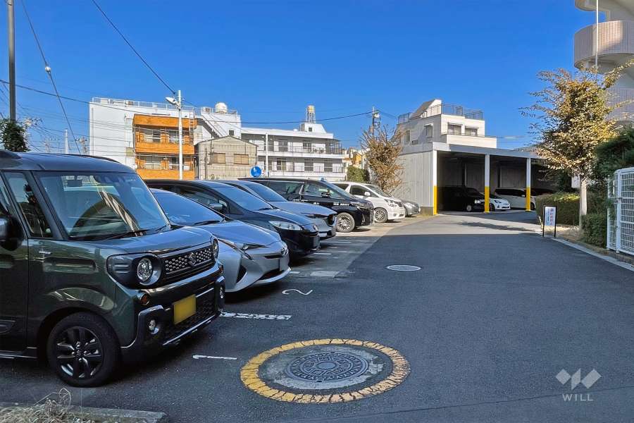 敷地内駐車場（屋外平面式）