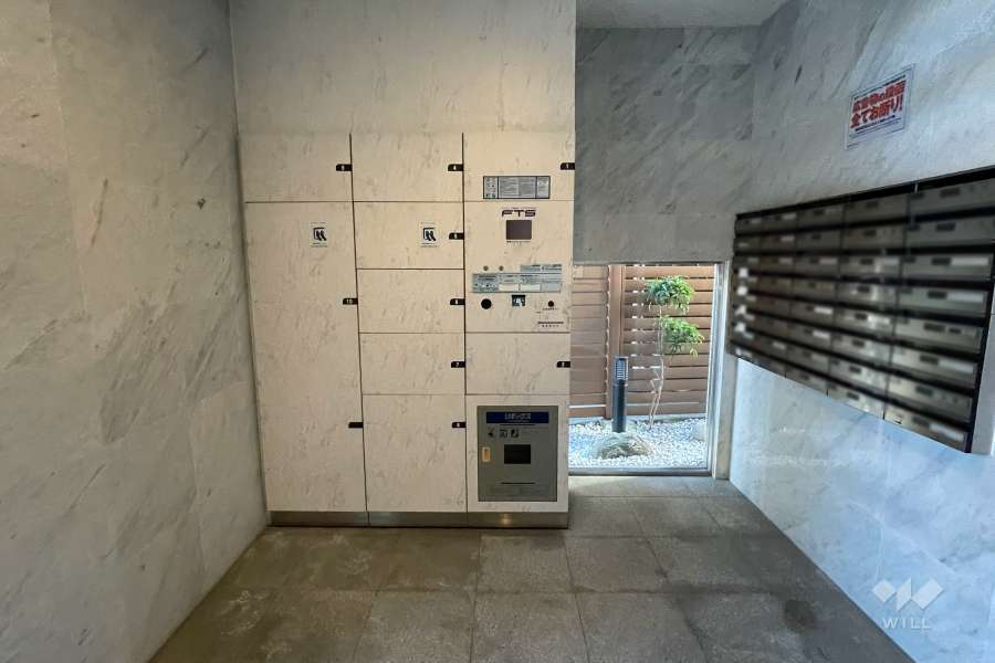 宅配ボックスと共用ポスト