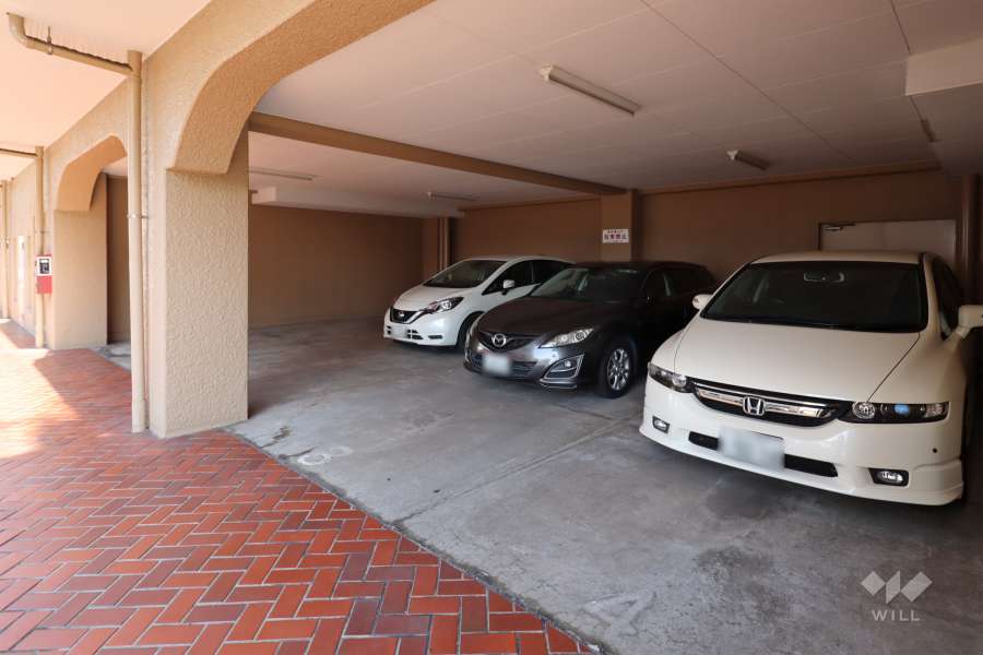 敷地内駐車場(屋内平面式)