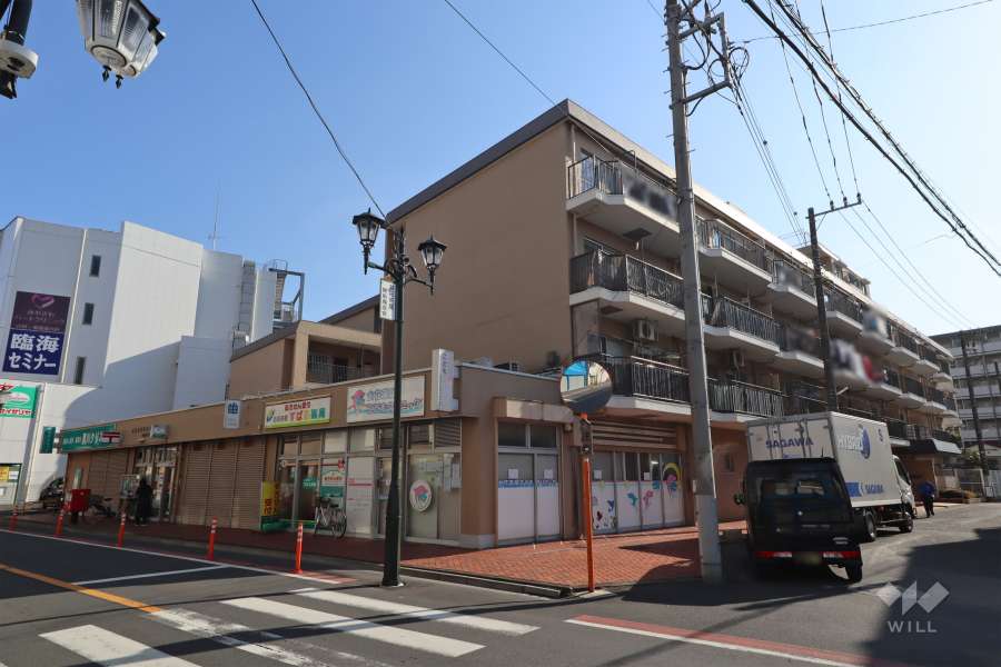 お花茶屋スカイマンションの外観(北西側から)