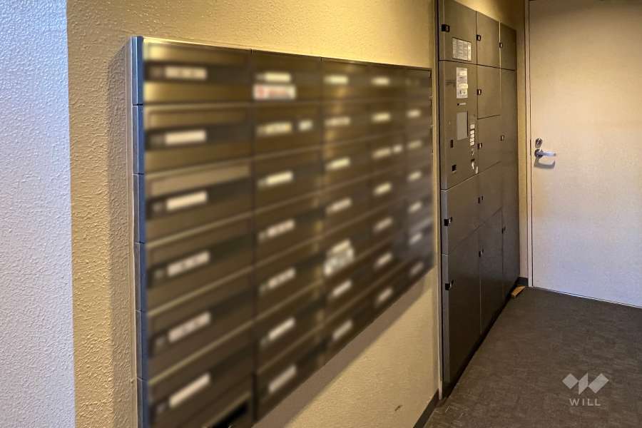 宅配ボックスと共用ポスト