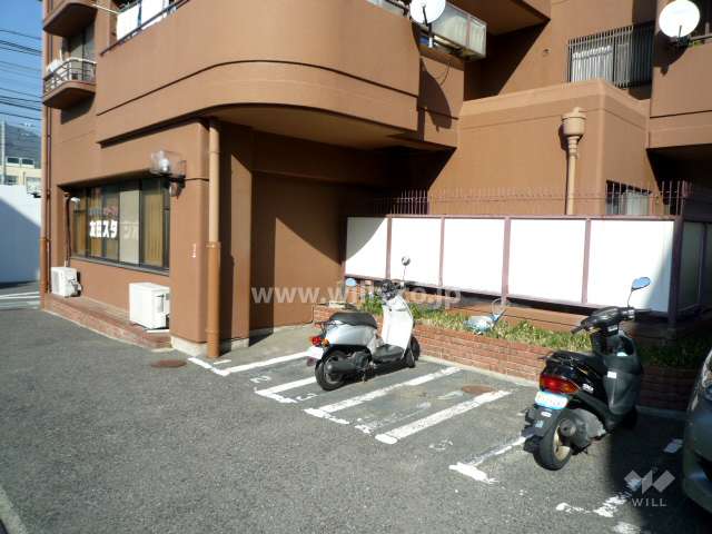 バイク置場